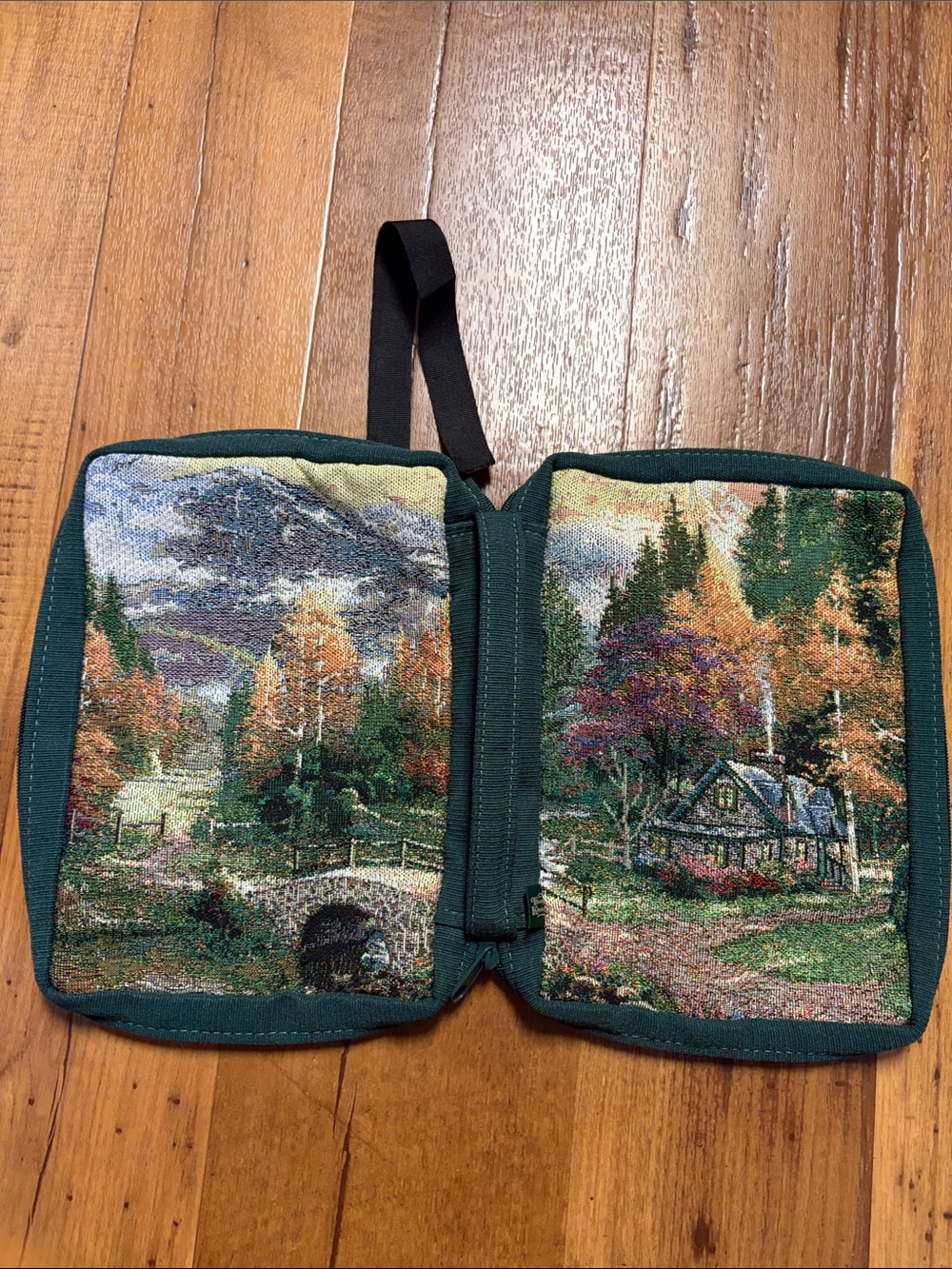Thomas Kinkade Green Scenic Tapestry Bible  Cover - Autumn Landscape EUC
